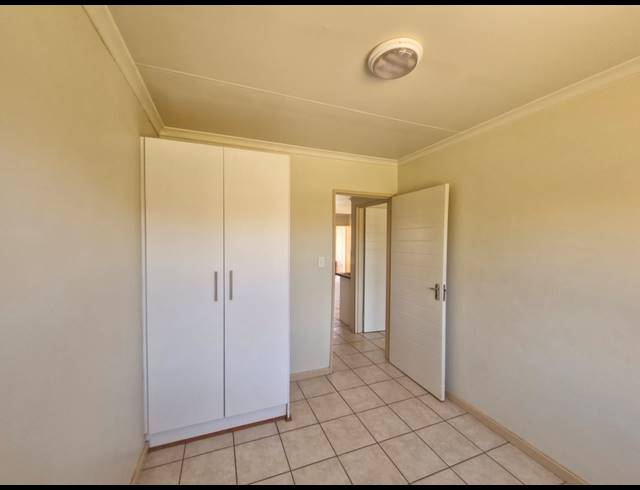 2 BEDROOM HOUSE FOR SALE IN KATHU